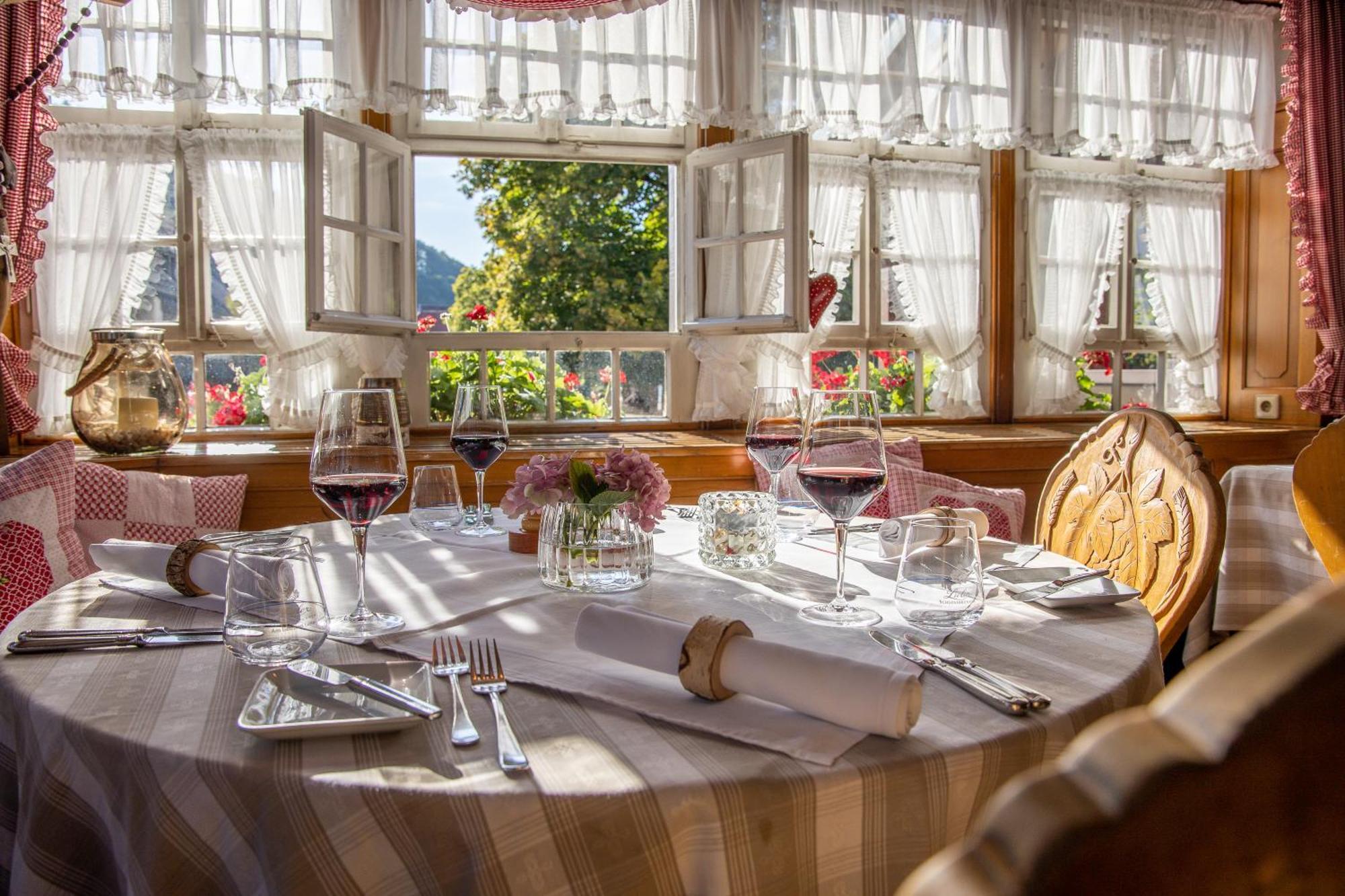 Hotel-Gasthaus Goldener Engel グロッタータール エクステリア 写真