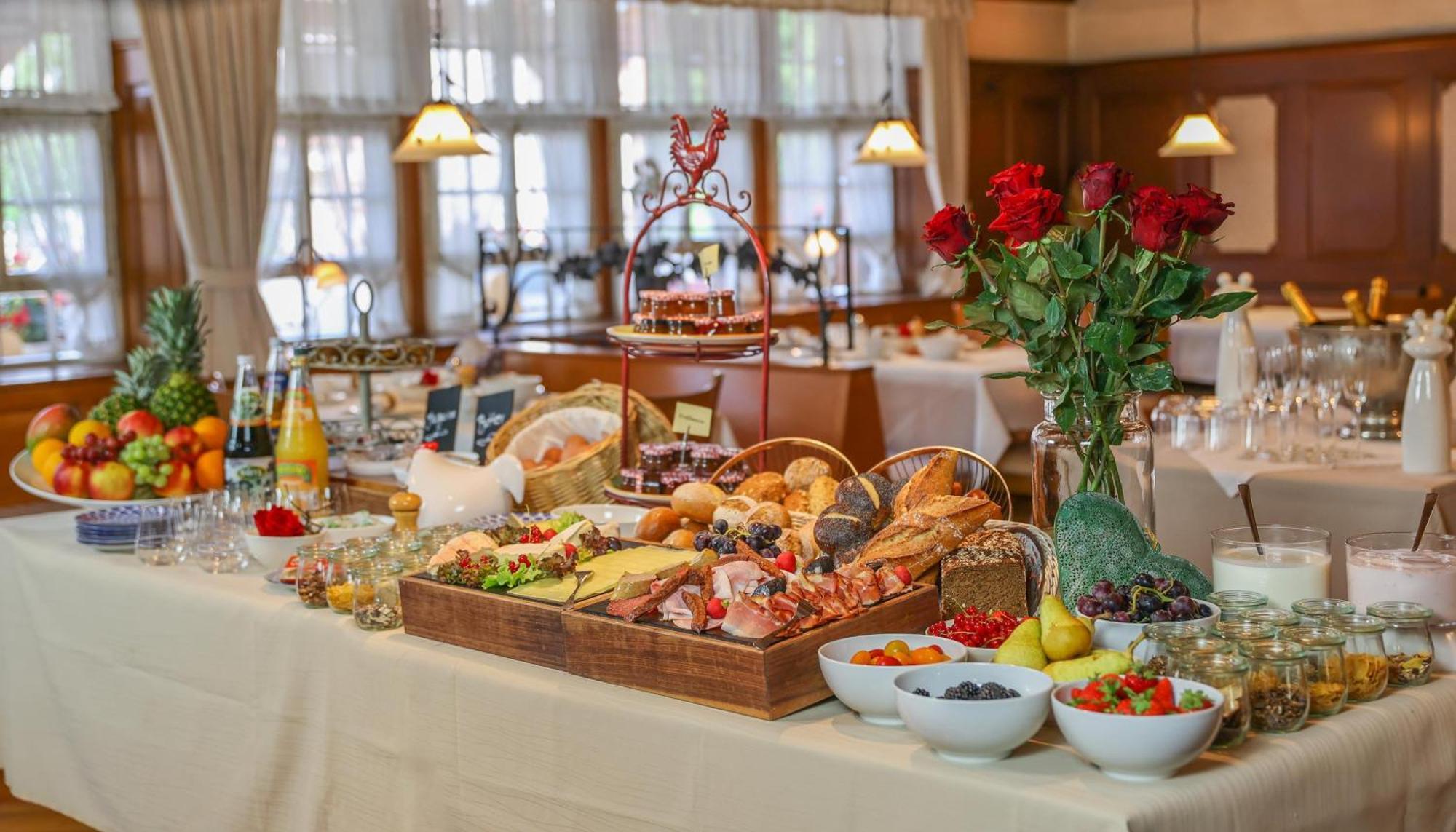 Hotel-Gasthaus Goldener Engel グロッタータール エクステリア 写真