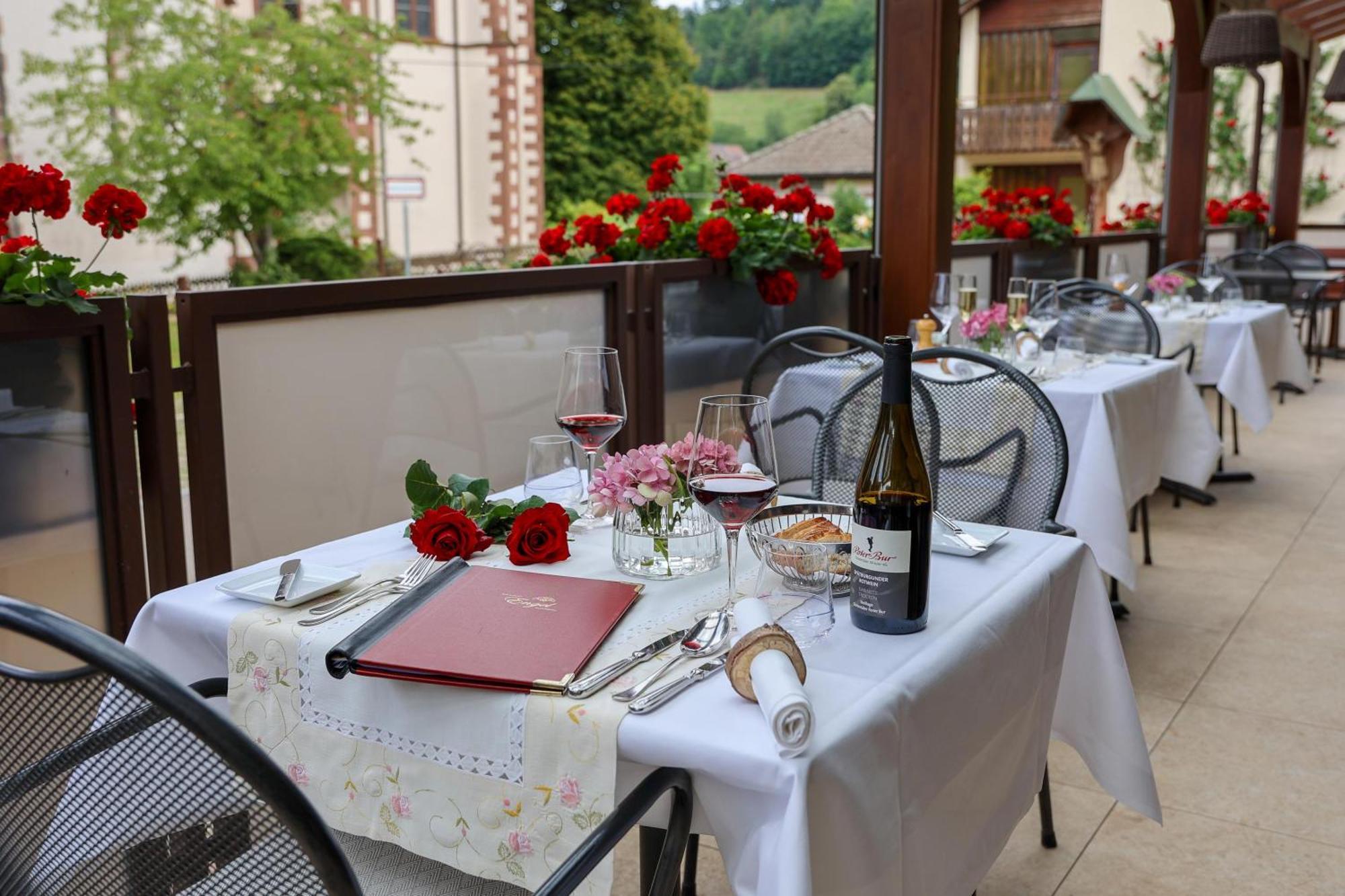 Hotel-Gasthaus Goldener Engel グロッタータール エクステリア 写真