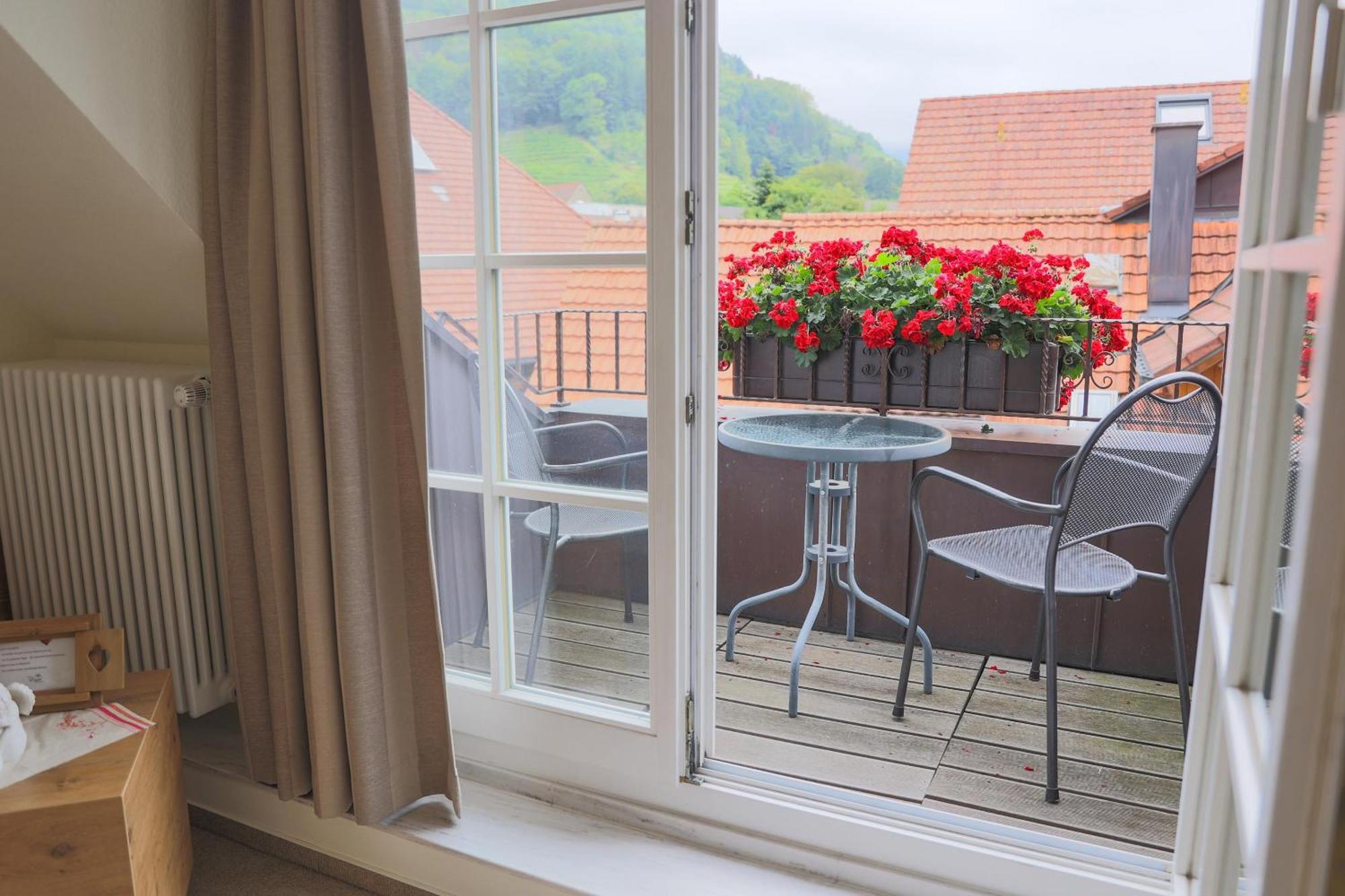 Hotel-Gasthaus Goldener Engel グロッタータール エクステリア 写真