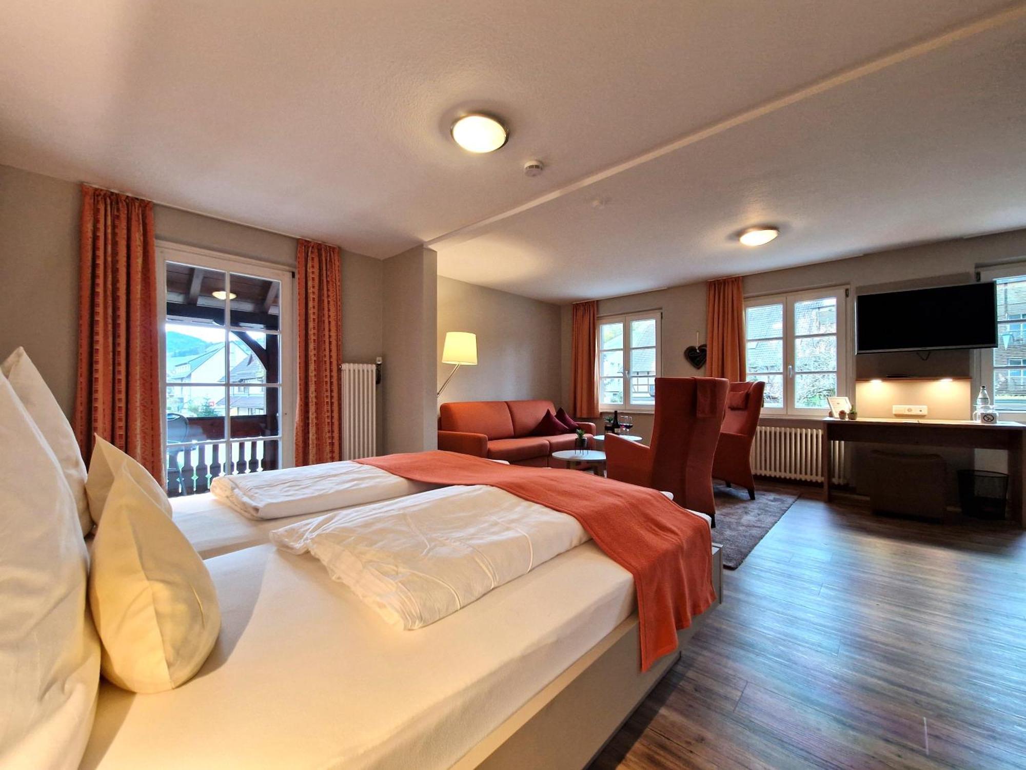 Hotel-Gasthaus Goldener Engel グロッタータール エクステリア 写真